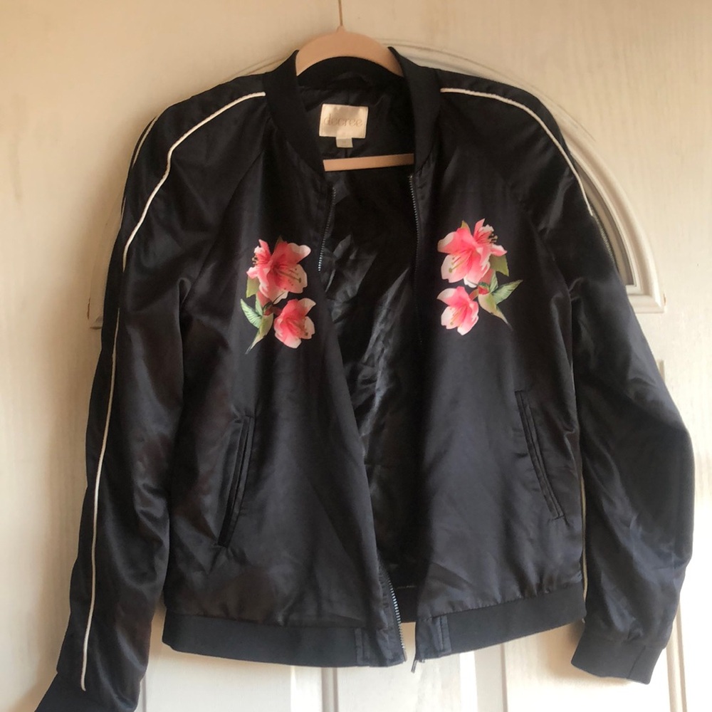 Jersey Satin jacket with imprinted floral bird design
